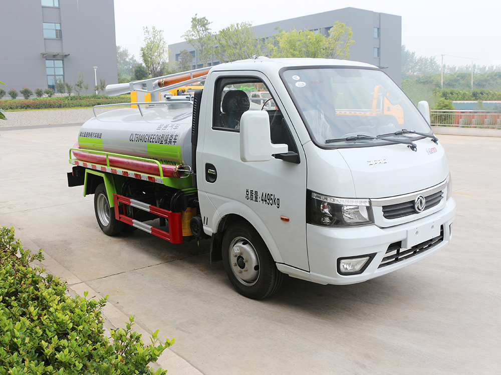 CLT5040GXEEQ6型吸糞車