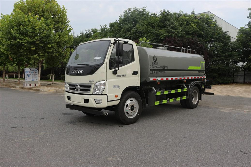 福田9立方灑水車