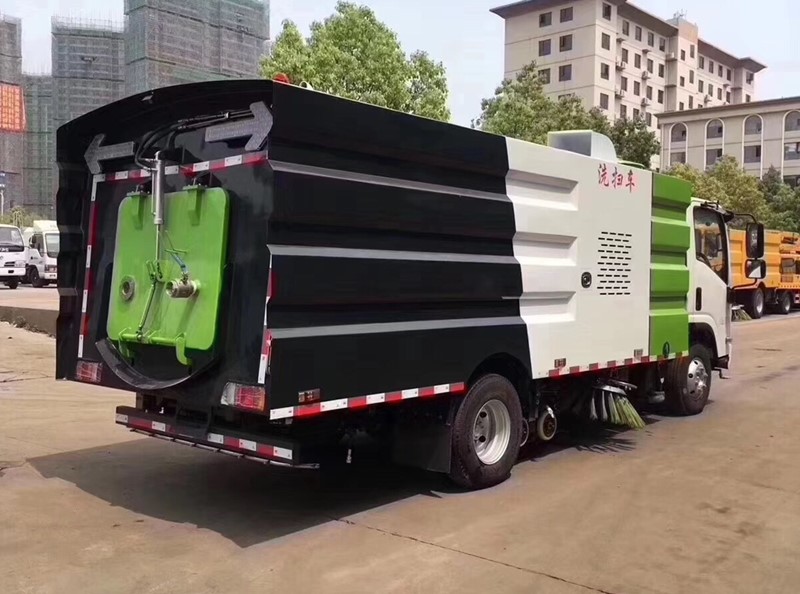 慶鈴五十鈴洗掃車-8方洗掃車