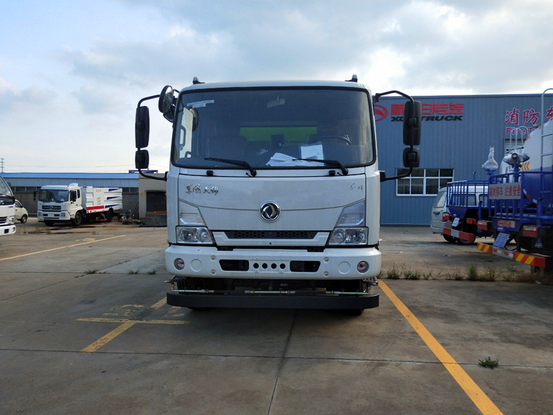 東風天錦KS洗掃車-12立方天錦洗掃車